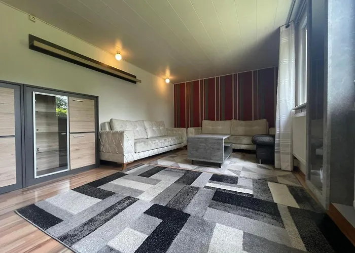 別荘 Mainz Kleines Haus Mit Garten Grill ヴィースバーデン