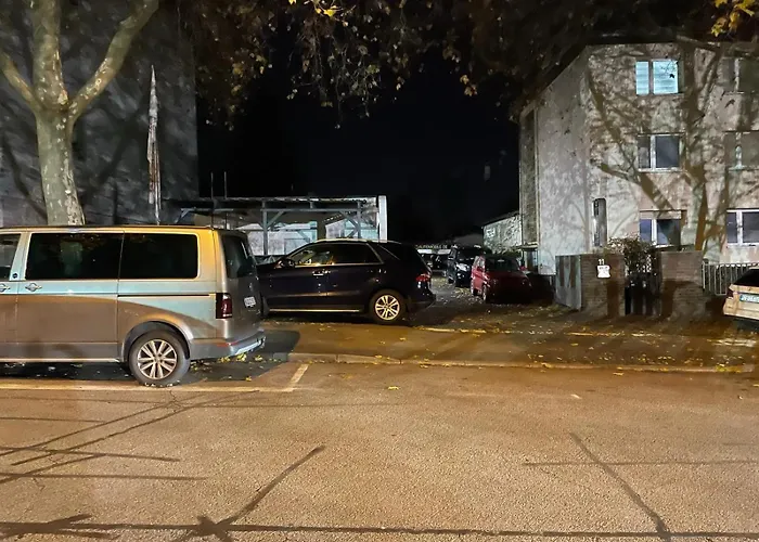 別荘 Mainz Kleines Haus Mit Garten Grill ヴィースバーデン